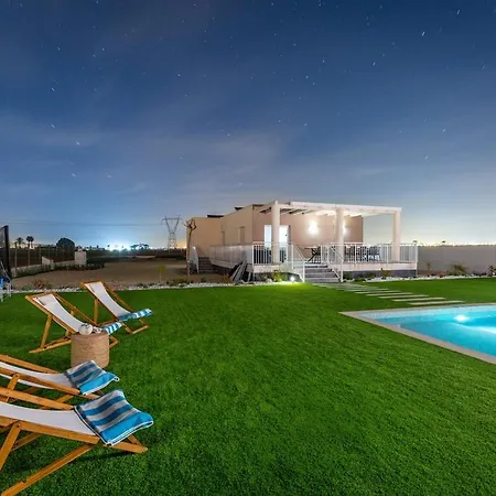 Villa Almostheaven Byfidalsa *